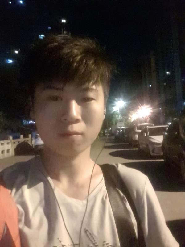 流星的瞬间的第一张照片--周宁征婚网