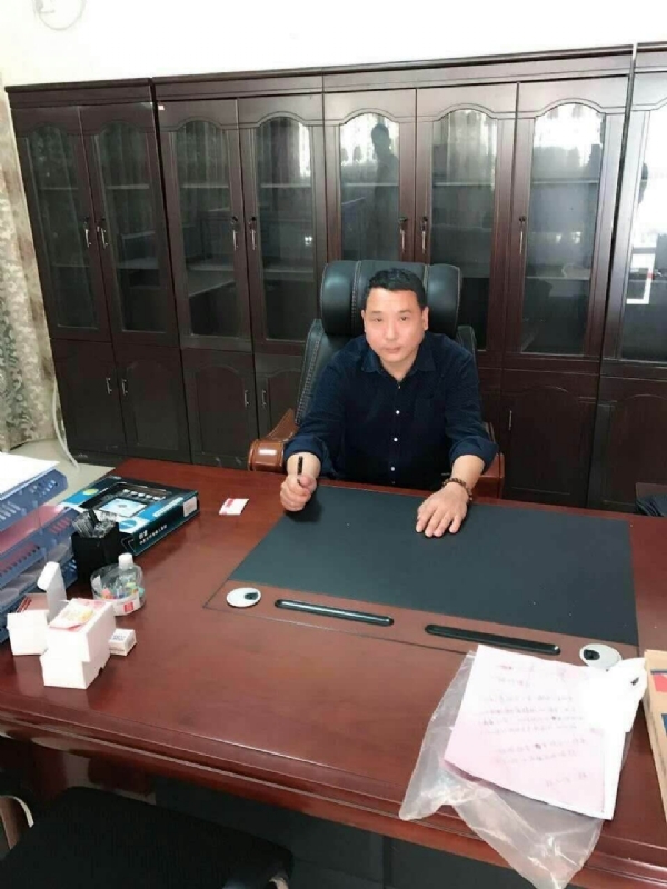 艺术家的第一张照片--周宁征婚网