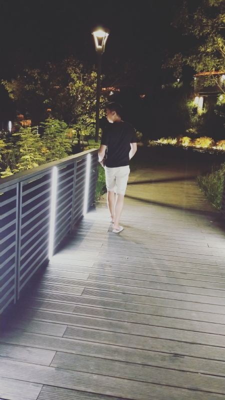 李珂炯的第一张照片--周宁征婚网