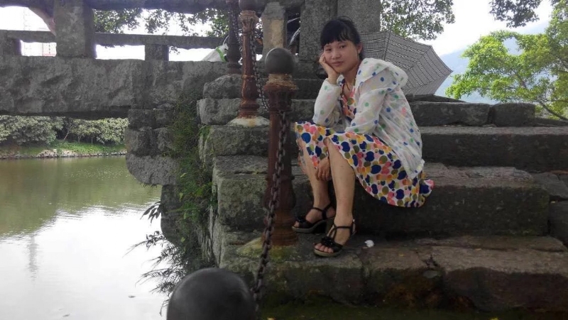 女子悠然的第一张照片--周宁征婚网