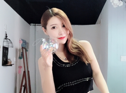 玫瑰有刺勿随意的第四张照片--周宁征婚网