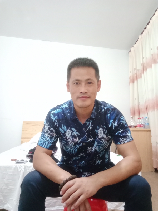 风雨夜归人的第二张照片--周宁征婚网