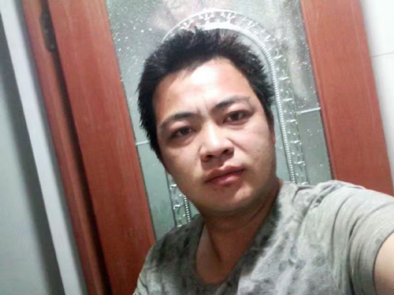 往事随风的第一张照片--周宁征婚网