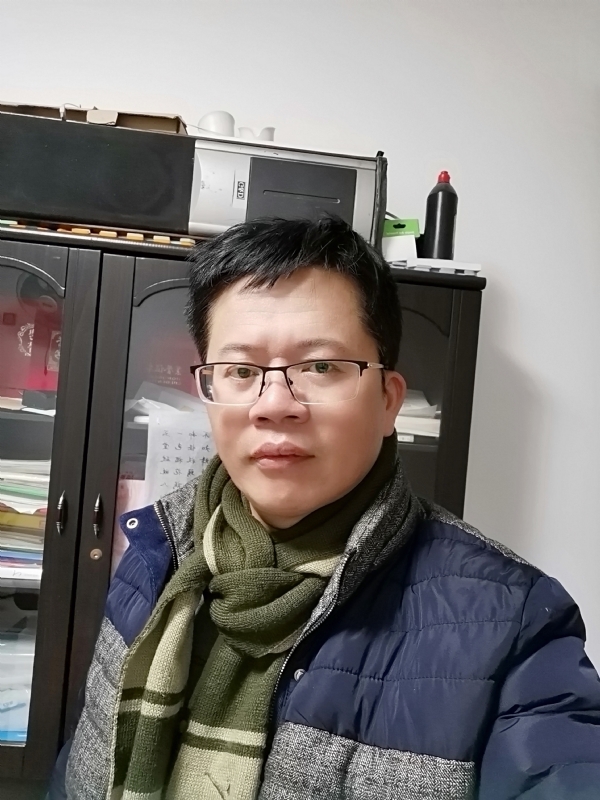 凭海临风的第一张照片--周宁征婚网