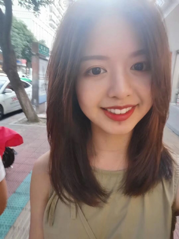 无处安放的大长腿的第一张照片--周宁征婚网