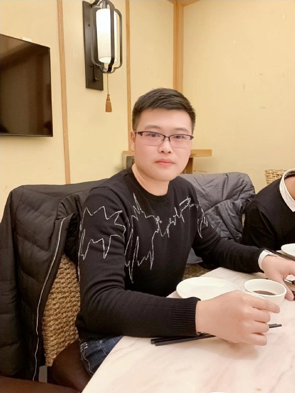 YIDA的第一张照片--周宁征婚网