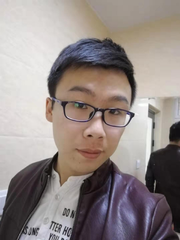 白色的纷飞雪夜的第一张照片--周宁征婚网