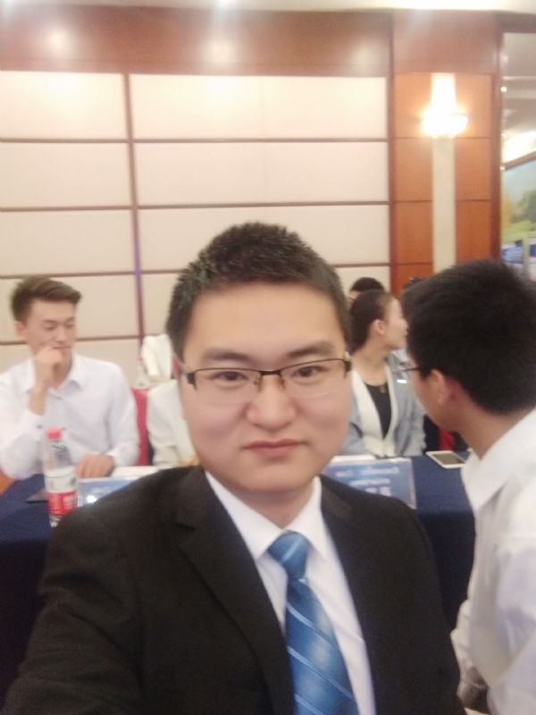 慕秋的第一张照片--周宁征婚网