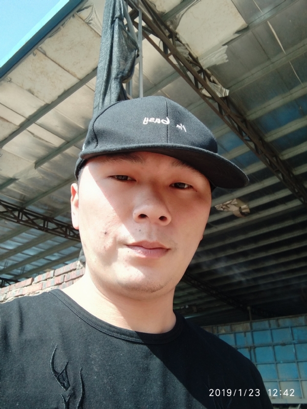 小蔡的第一张照片--周宁征婚网