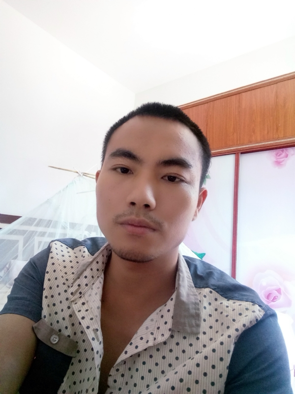 简单的第二张照片--周宁征婚网