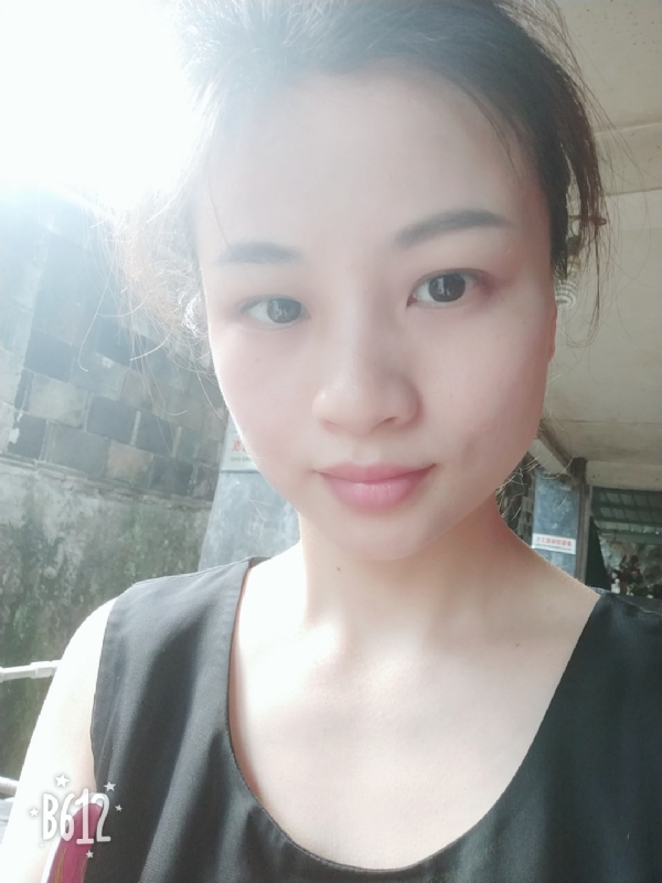 慢慢的第三张照片--周宁征婚网