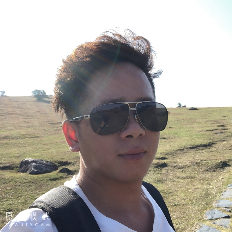 六个字的距离的第一张照片--周宁征婚网