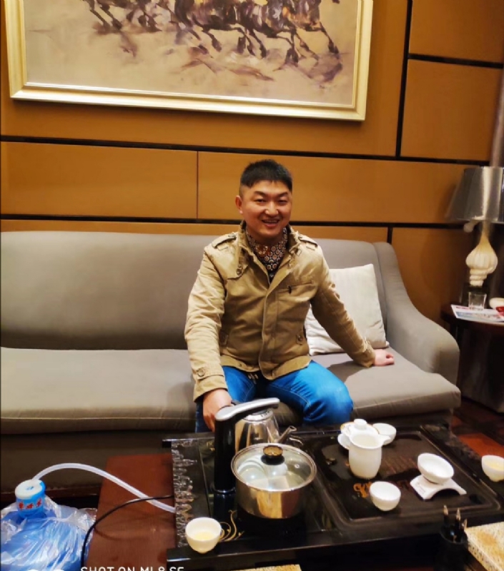 晨曦的第一张照片--周宁征婚网