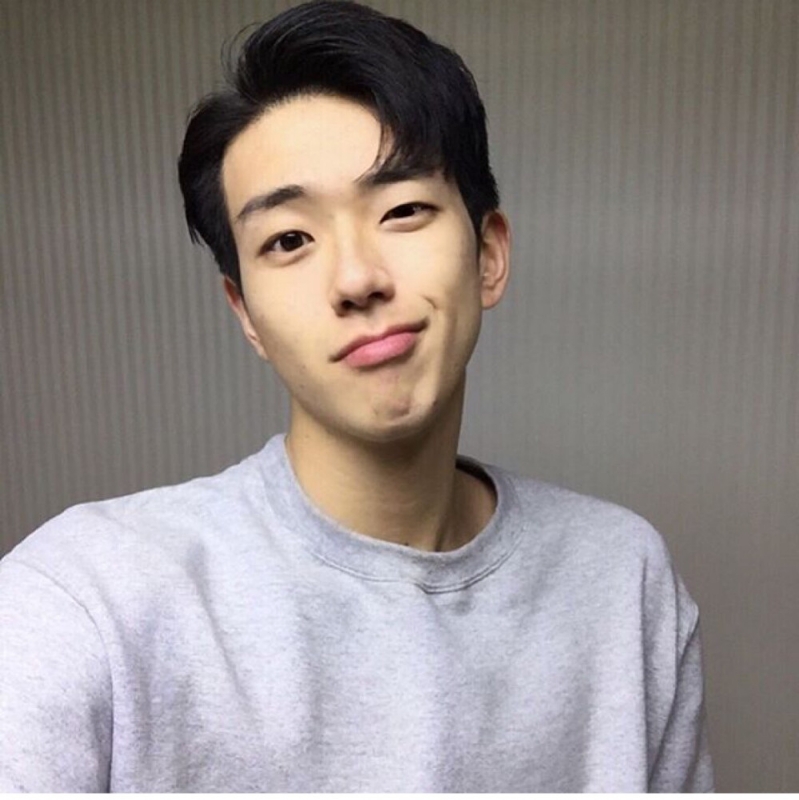 爱情的第一张照片--周宁征婚网