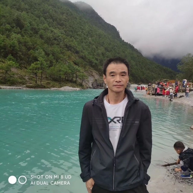 流星的第一张照片--周宁征婚网