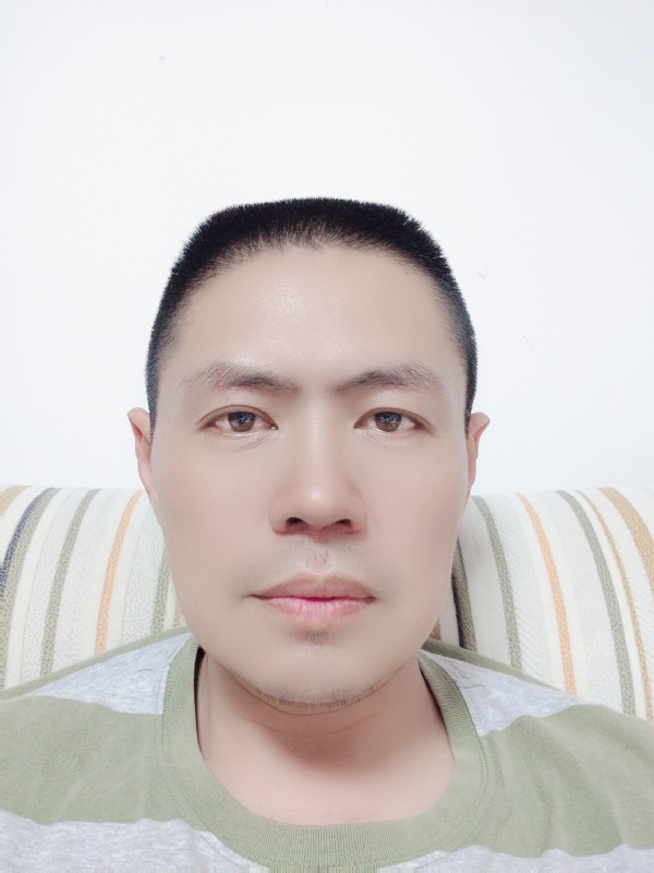 随缘的第一张照片--周宁征婚网