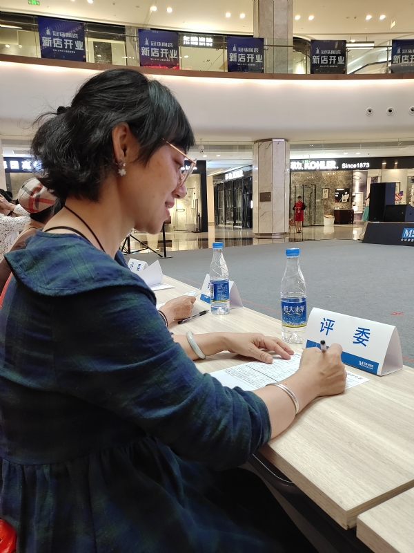 觉醒的第二张照片--周宁征婚网