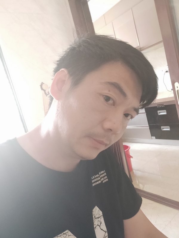 漫步的第二张照片--周宁征婚网