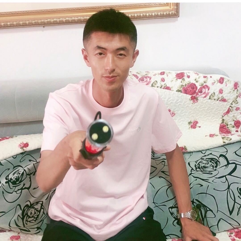 转身留下孤独的她的第一张照片--周宁征婚网