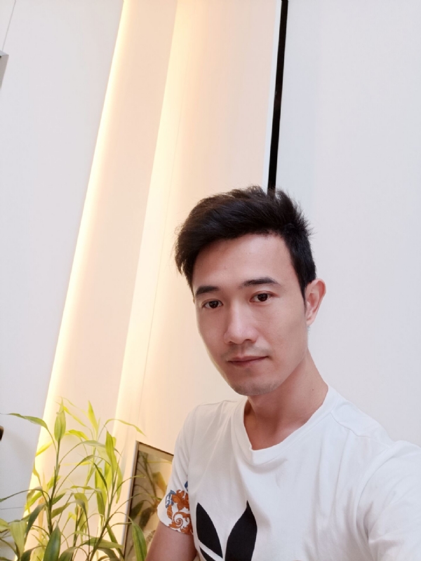 简的第一张照片--周宁征婚网