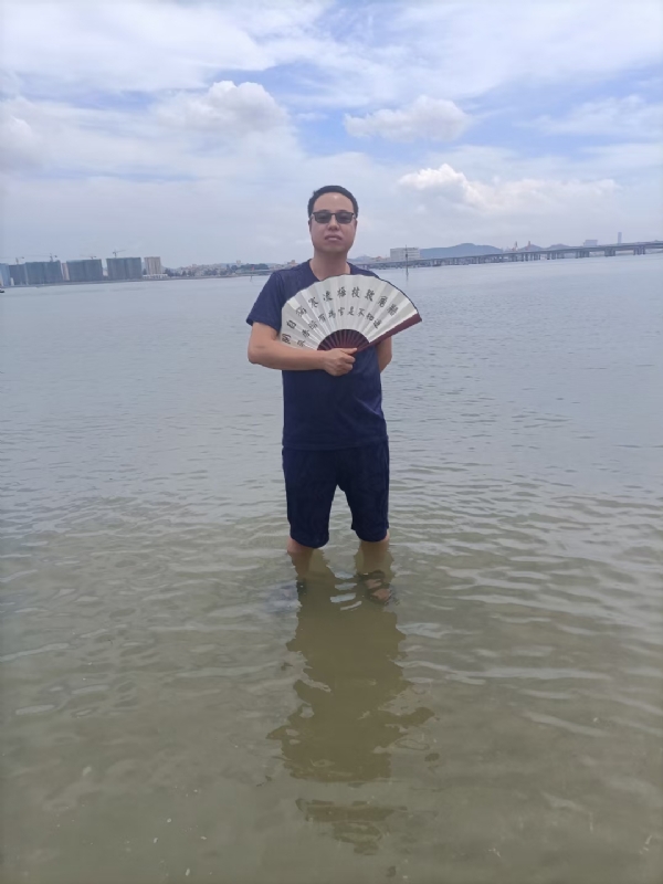 浪迹天涯的第一张照片--周宁征婚网