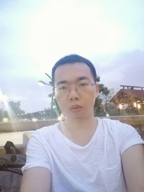 逮竹的第一张照片--周宁征婚网