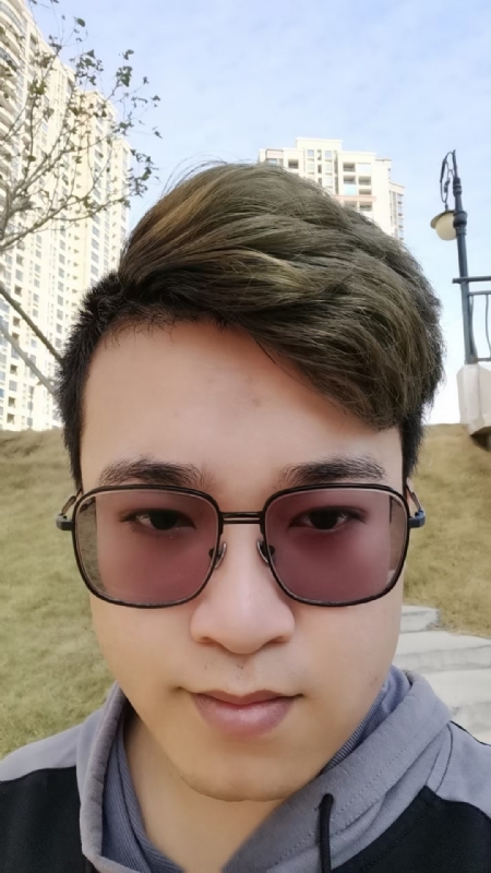 小陈的第一张照片--周宁征婚网