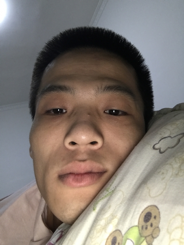 直男的第一张照片--周宁征婚网