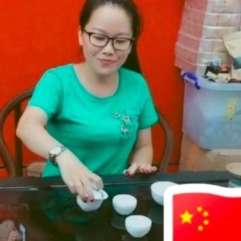 妖娆的第一张照片--周宁征婚网