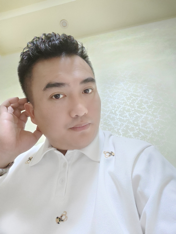 哈哈先生的第二张照片--周宁征婚网