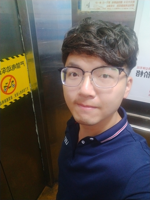 H先生的第二张照片--周宁征婚网