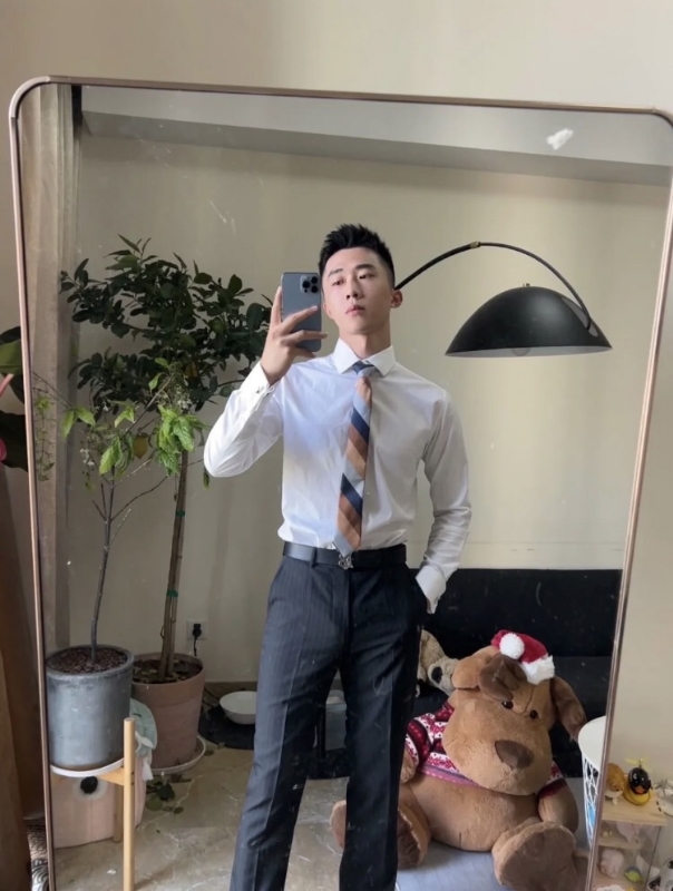 张浩的第一张照片--周宁征婚网