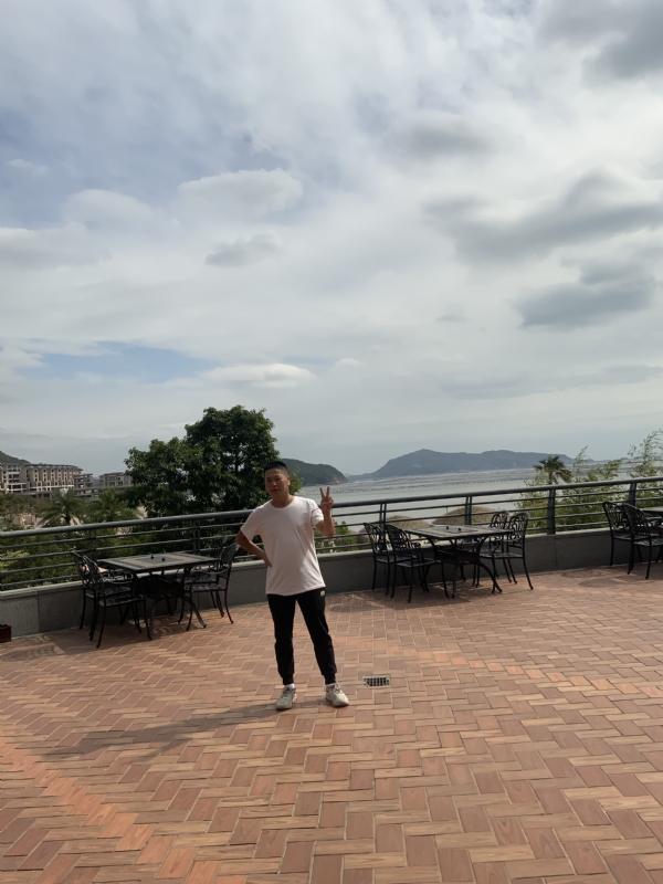 心酸瑟果的第一张照片--周宁征婚网