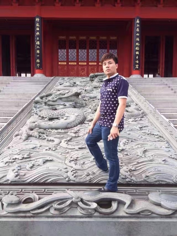 御龙氏的第一张照片--周宁征婚网