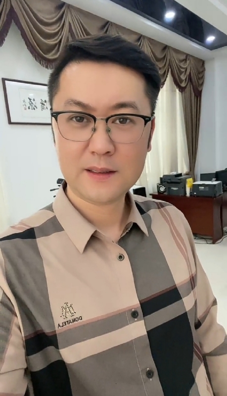 勤勉的第一张照片--周宁征婚网