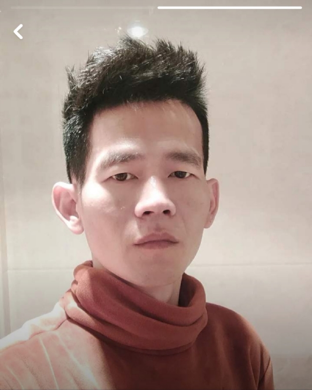 白了少年头的第一张照片--周宁征婚网