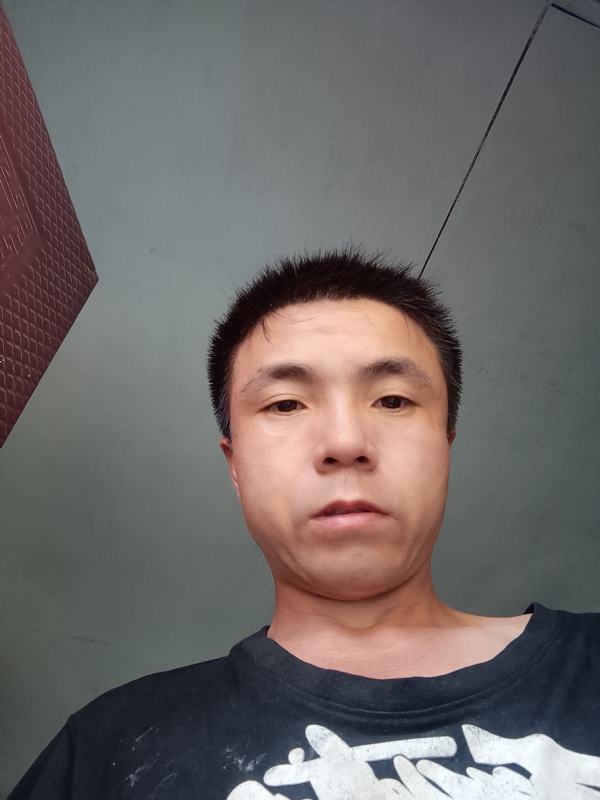 小兔兔的第二张照片--周宁征婚网