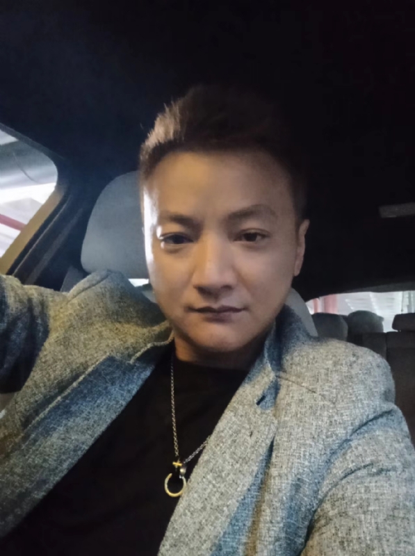 夜、有雨敲窗的第三张照片--周宁征婚网