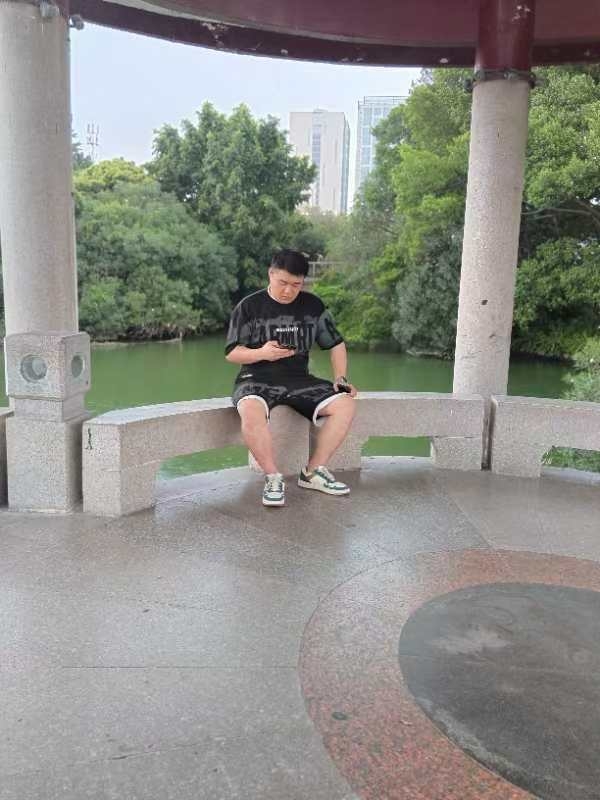 不善挽留的第一张照片--周宁征婚网