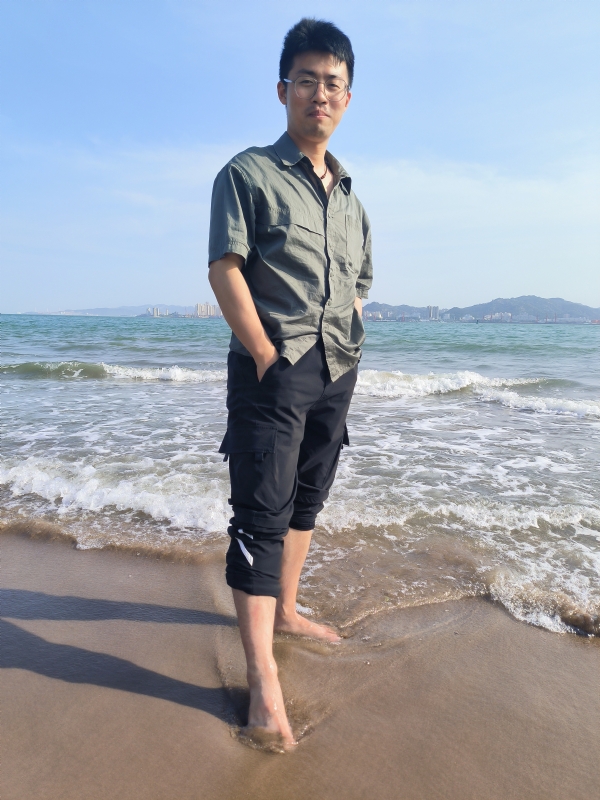 小虎的第一张照片--周宁征婚网