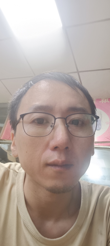 想胖的瘦子的第一张照片--周宁征婚网