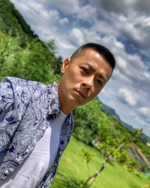 蓝天的第二张照片--周宁征婚网