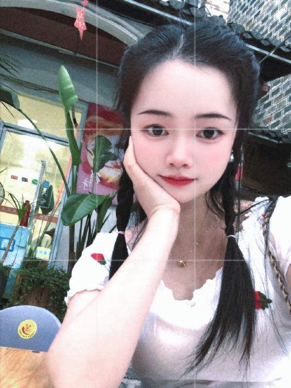 丫头的第一张照片--周宁征婚网