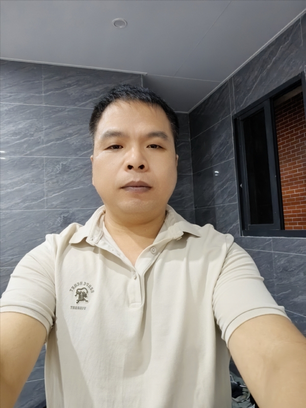 刘两水的第一张照片--周宁征婚网