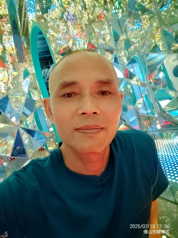 阿里睡不着的第一张照片--周宁征婚网